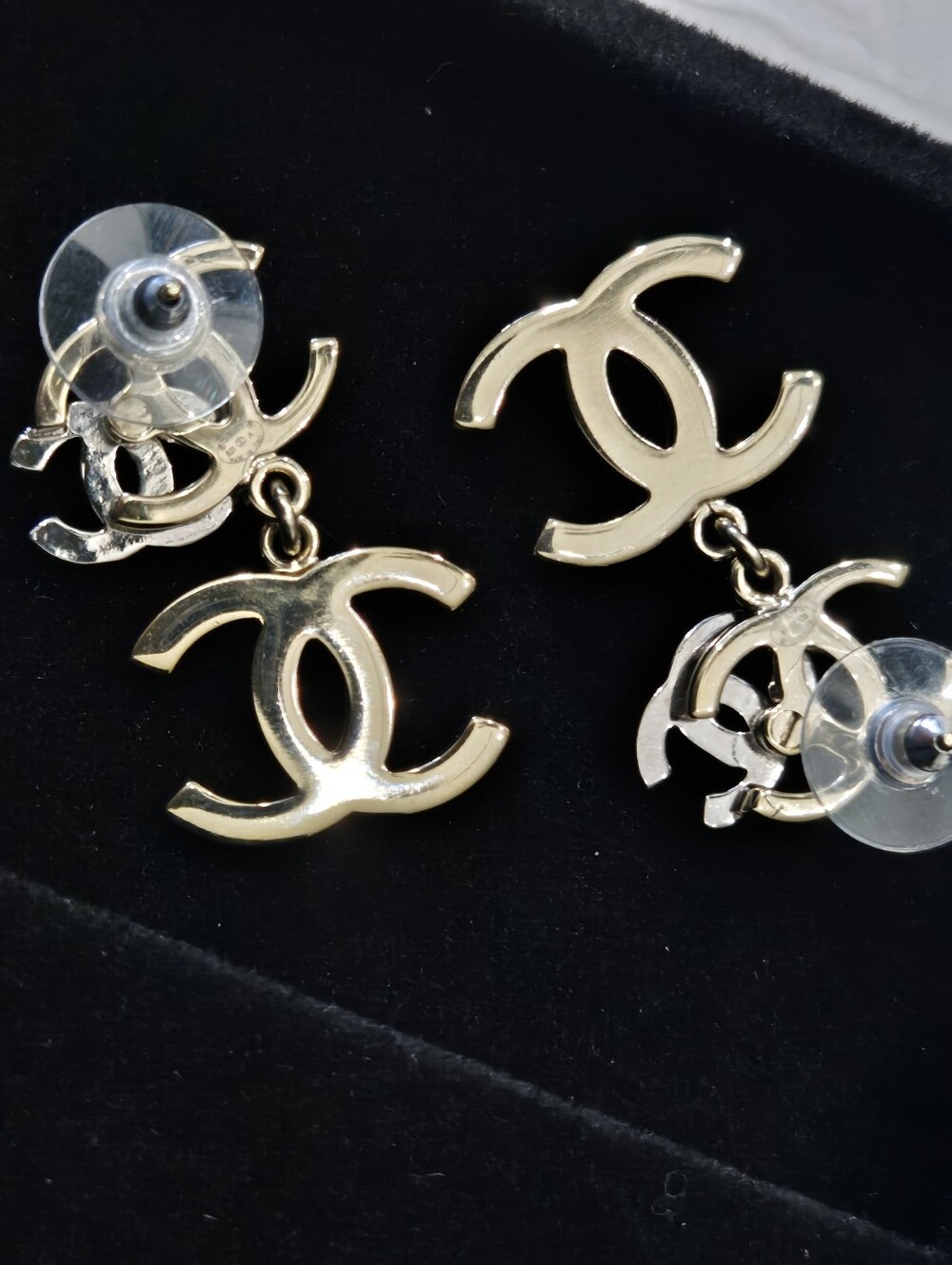 #148 - Chanel Triple CC Crystal/Pearl Earrings Light Gold/Silver 21B- AUTHENTIC - Picture 16 of 16